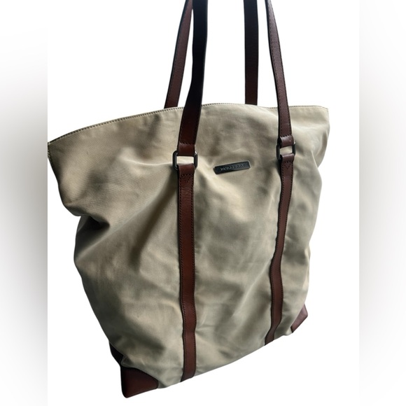 Burberry Tote - Picture 15 of 16